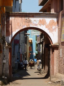 kaman darwaza